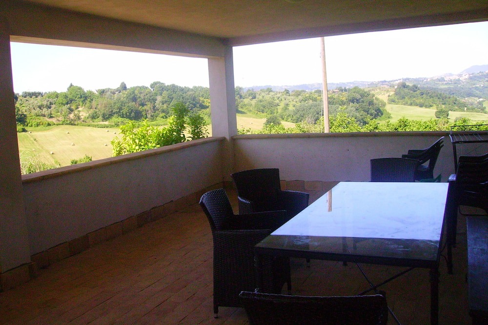 Photo of Patio Balcony in Montopoli di Sabina
