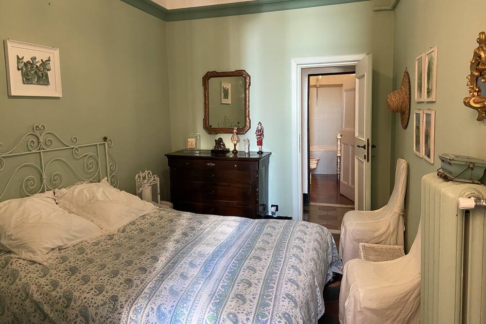 Photo of Bedroom in Celle Ligure