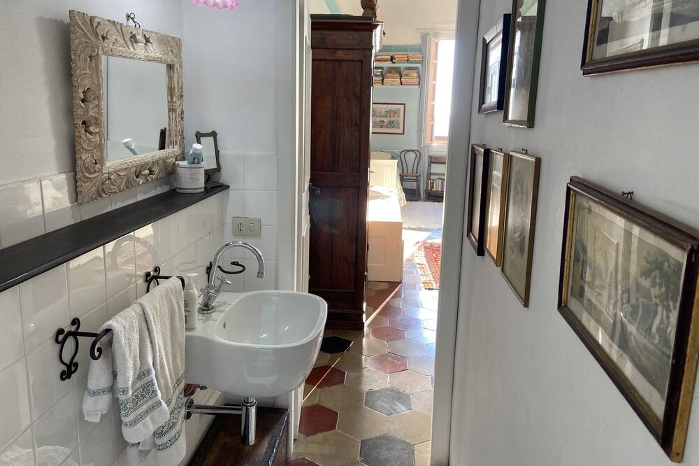 Photo of Bathroom in Celle Ligure