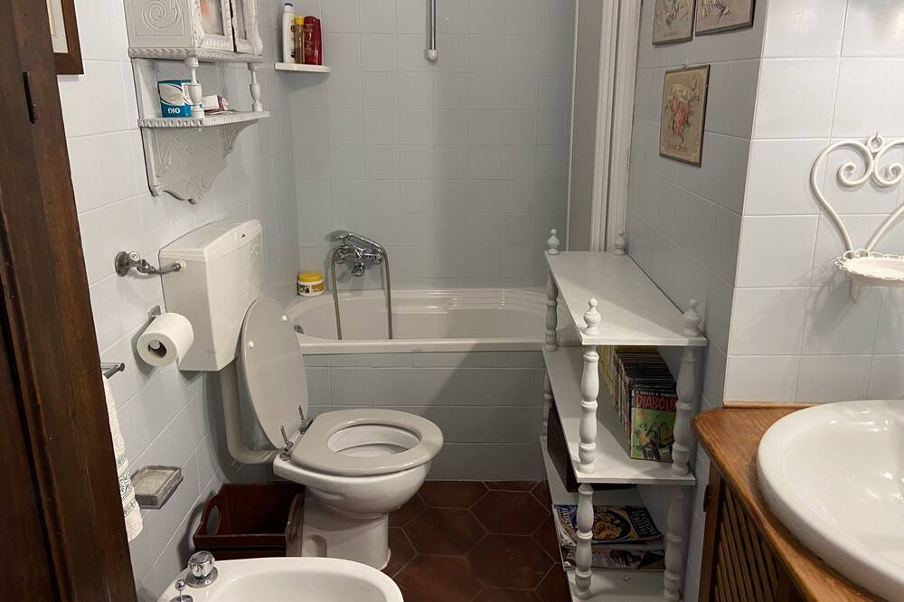 Photo of Bathroom in Celle Ligure