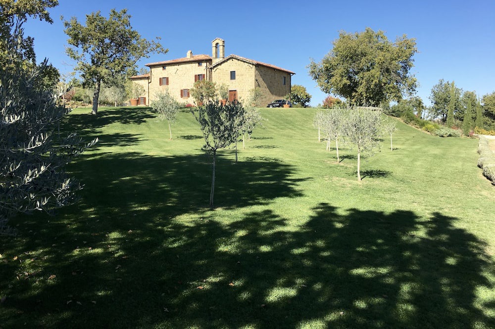 Photo of Outdoor in Monte Santa Maria Tiberina