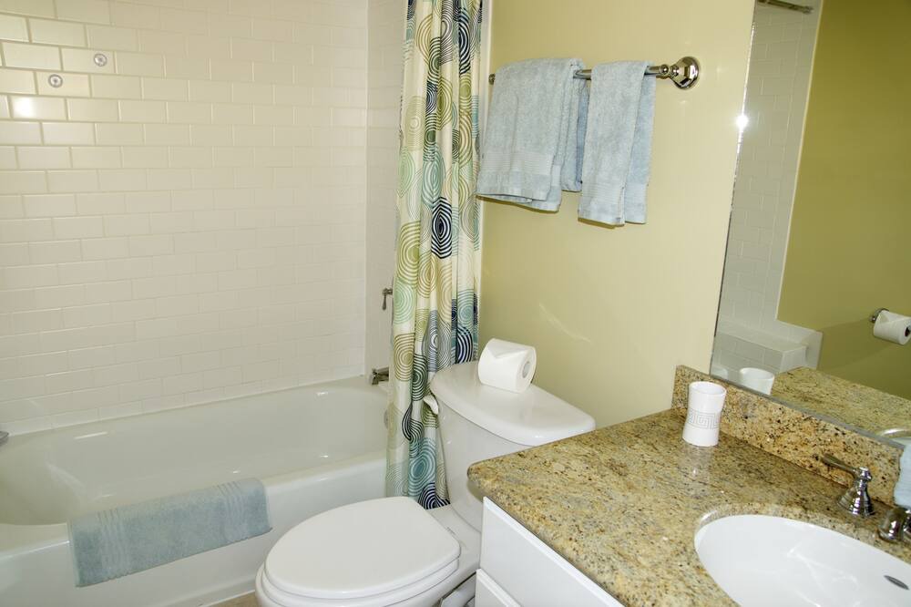 Photo of Bathroom in Islamorada