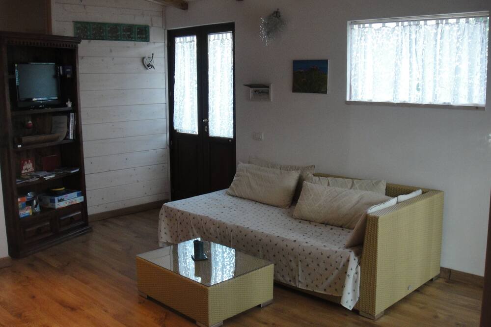 Photo of Livingroom in Cerveteri