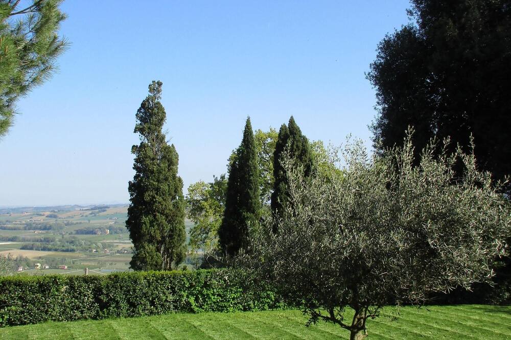Photo of Outdoor in Faenza