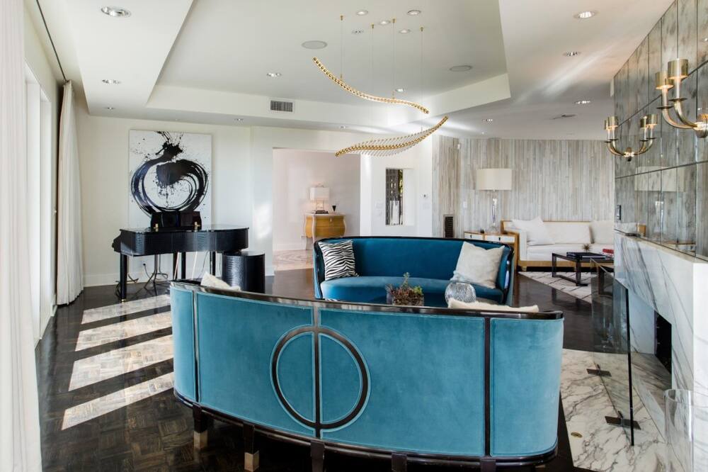 Photo of Livingroom in Hollywood Hills West