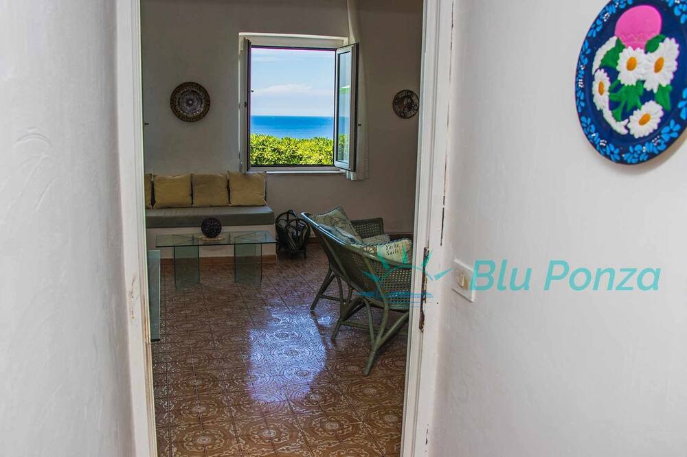 Photo of Bedroom in Le Forna