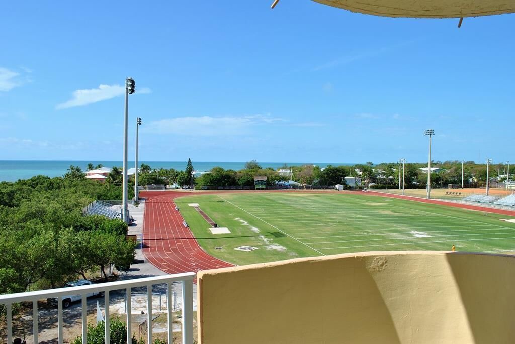 Photo of Others in Tavernier