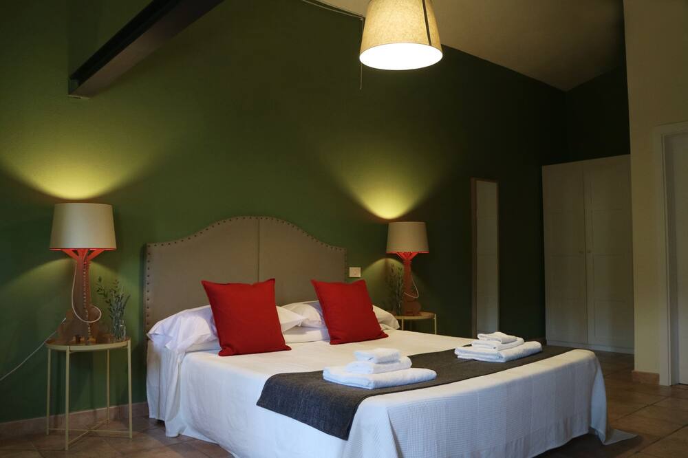 Photo of Bedroom in Capalbio