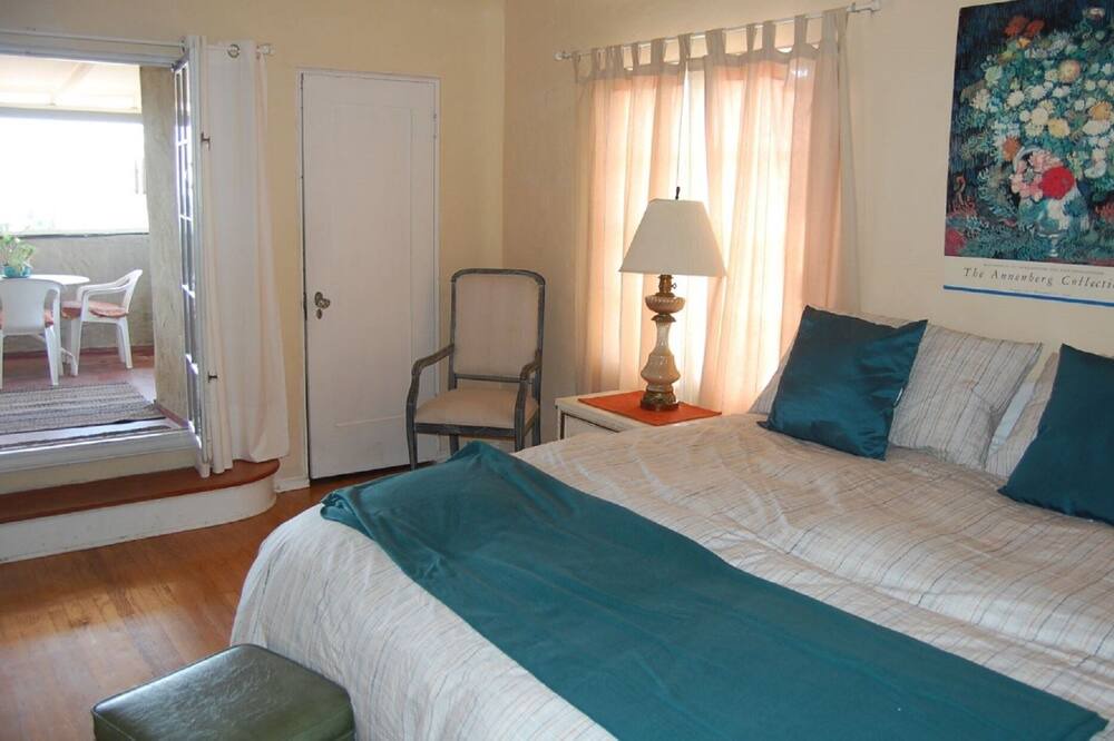 Photo of Bedroom in Los Feliz