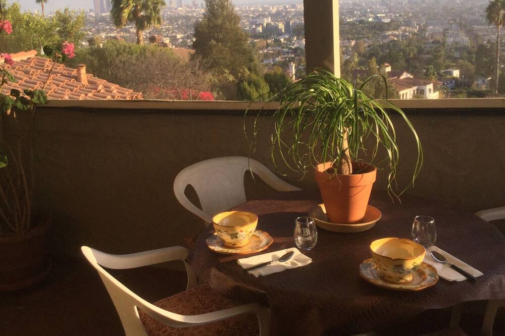 Photo of Patio Balcony in Los Feliz