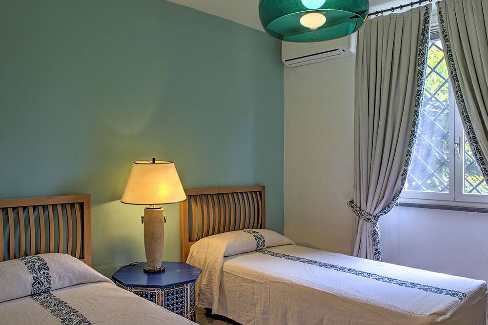 Photo of Bedroom in Zona XLV Castel di Guido