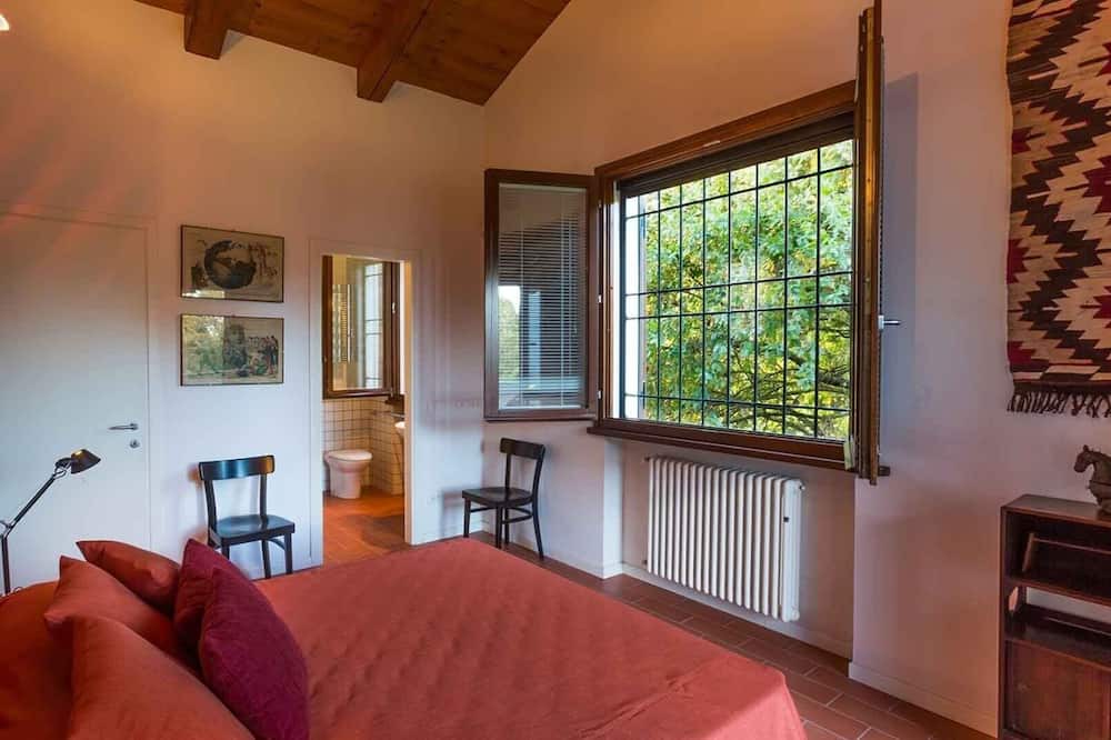 Photo of Bedroom in Forli