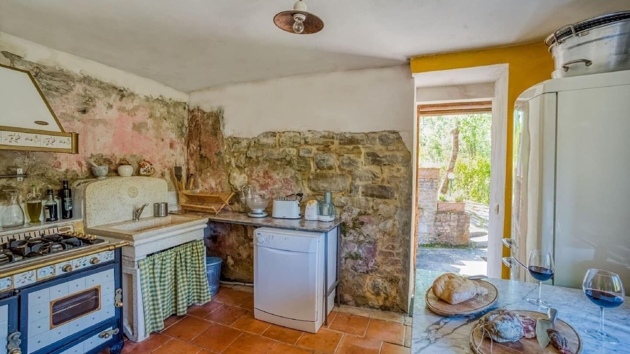 Photo of Kitchen in Santa Vittoria in Matenano