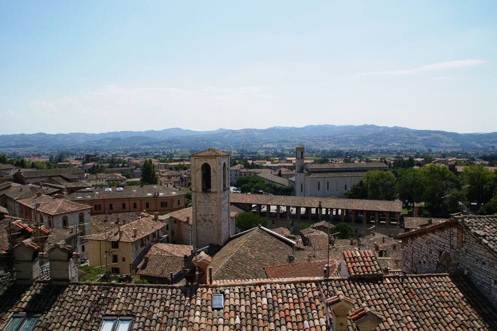 Photo of Others in Montone