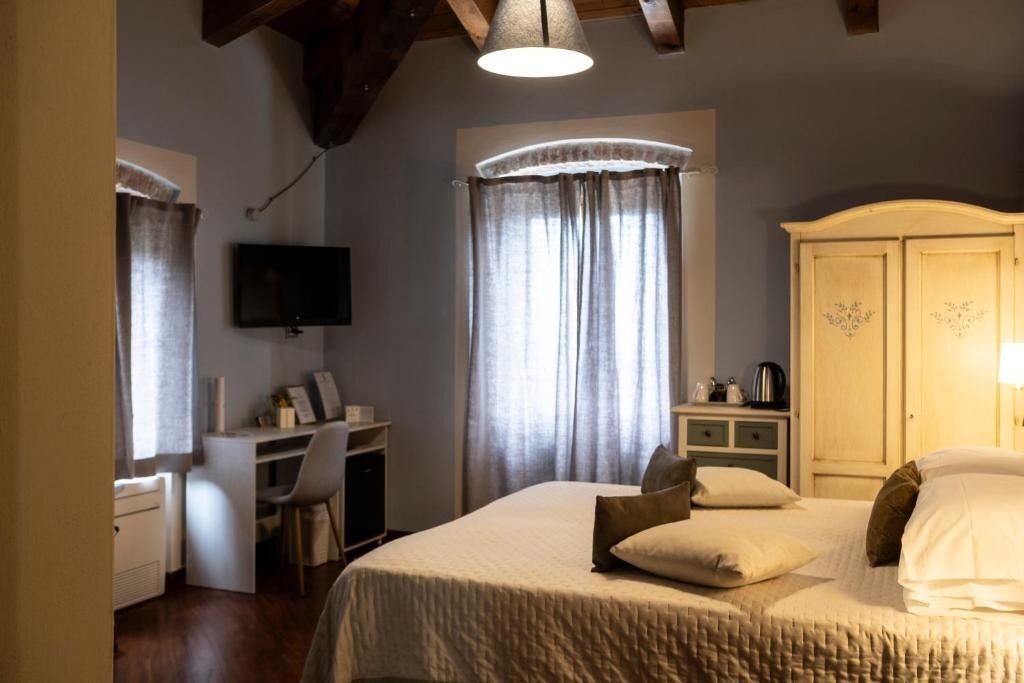 Photo of Bedroom in Fosdinovo