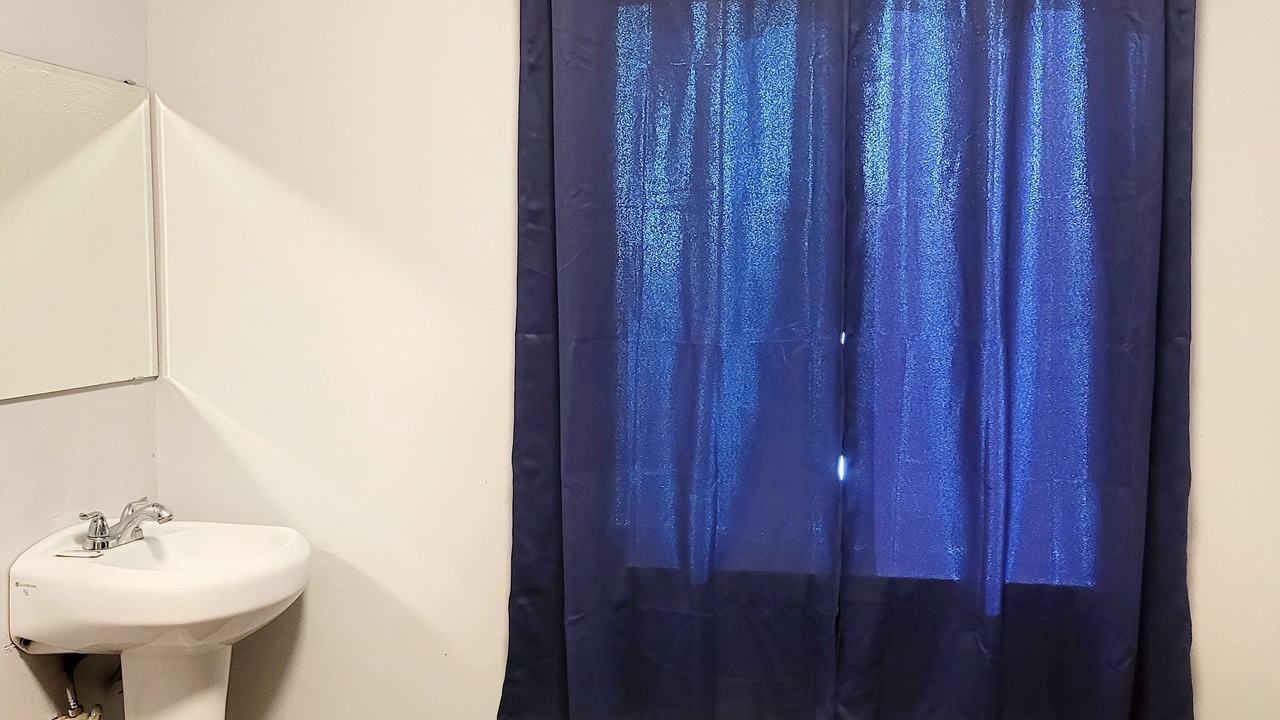 Photo of Bedroom in Inglewood