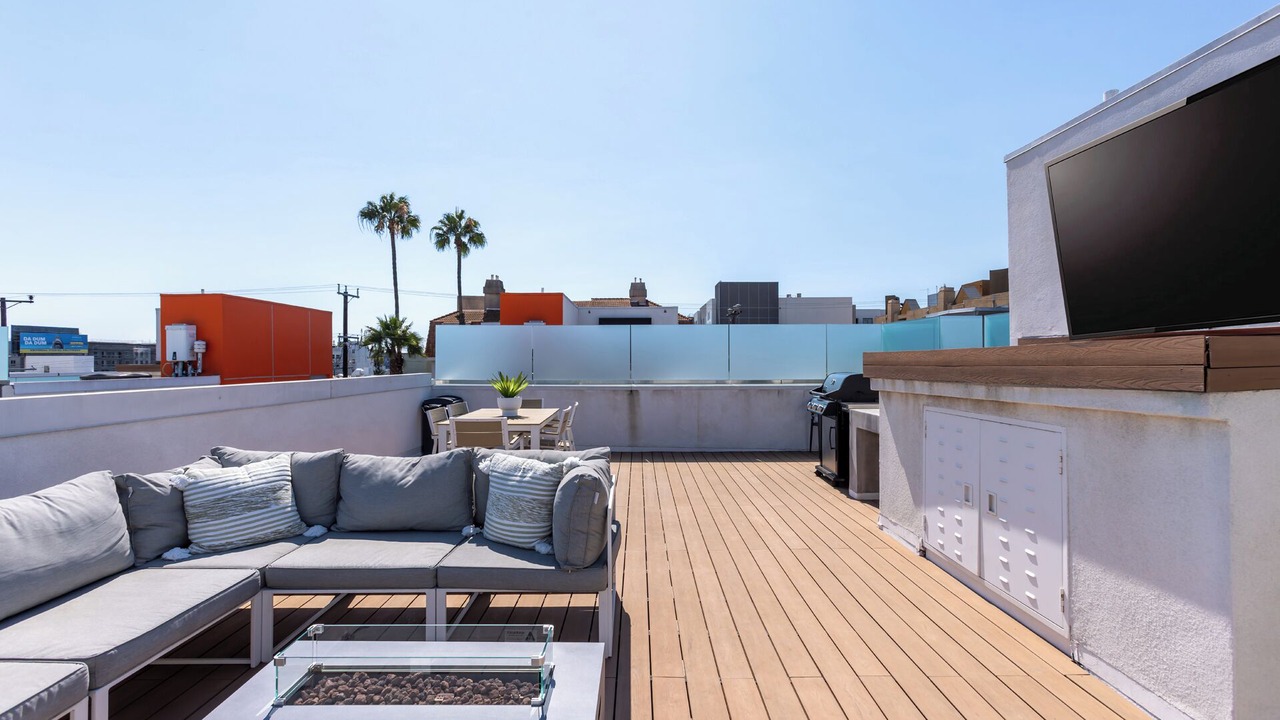 Photo of Livingroom in Hollywood