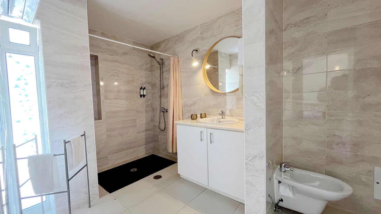 Photo of Bathroom in Vila Nova de Milfontes