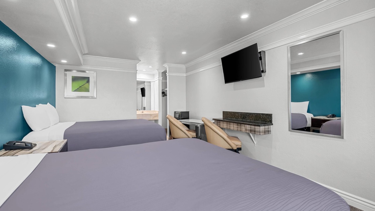 Photo of Bedroom in Commerce