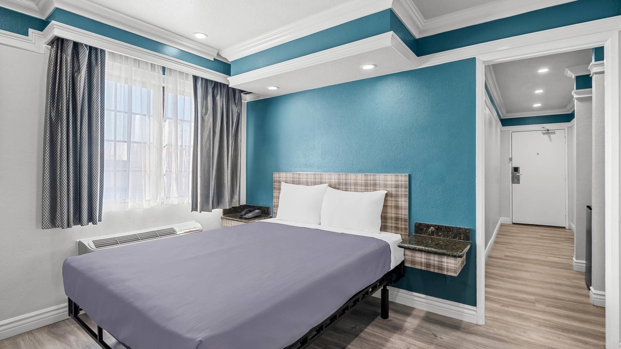 Photo of Bedroom in Commerce