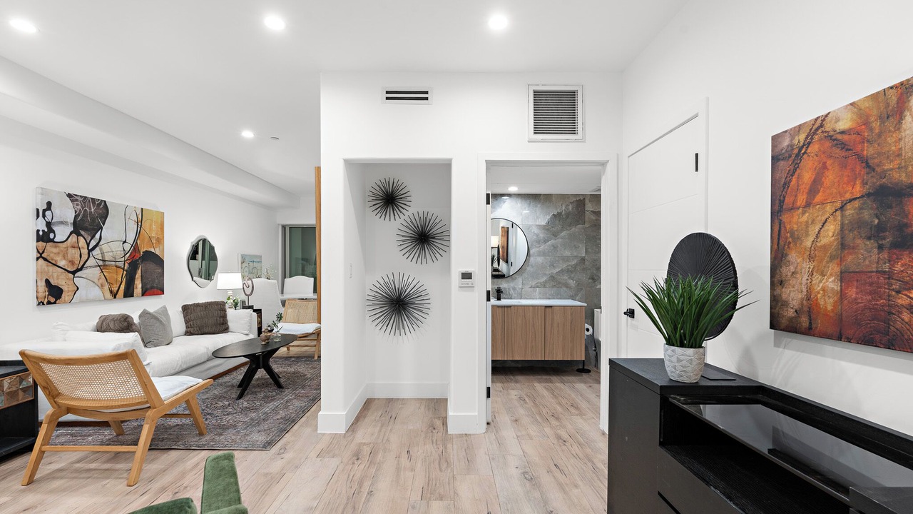 Photo of Livingroom in Hollywood