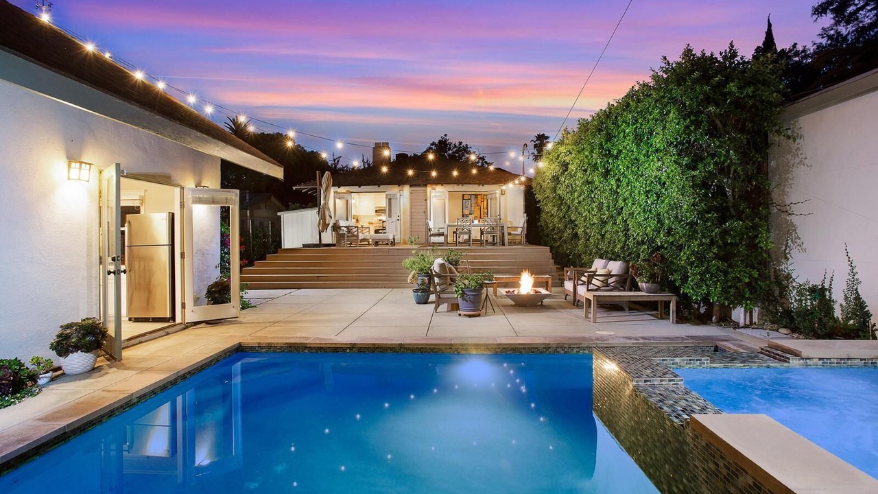 Photo of Outdoor in Hollywood