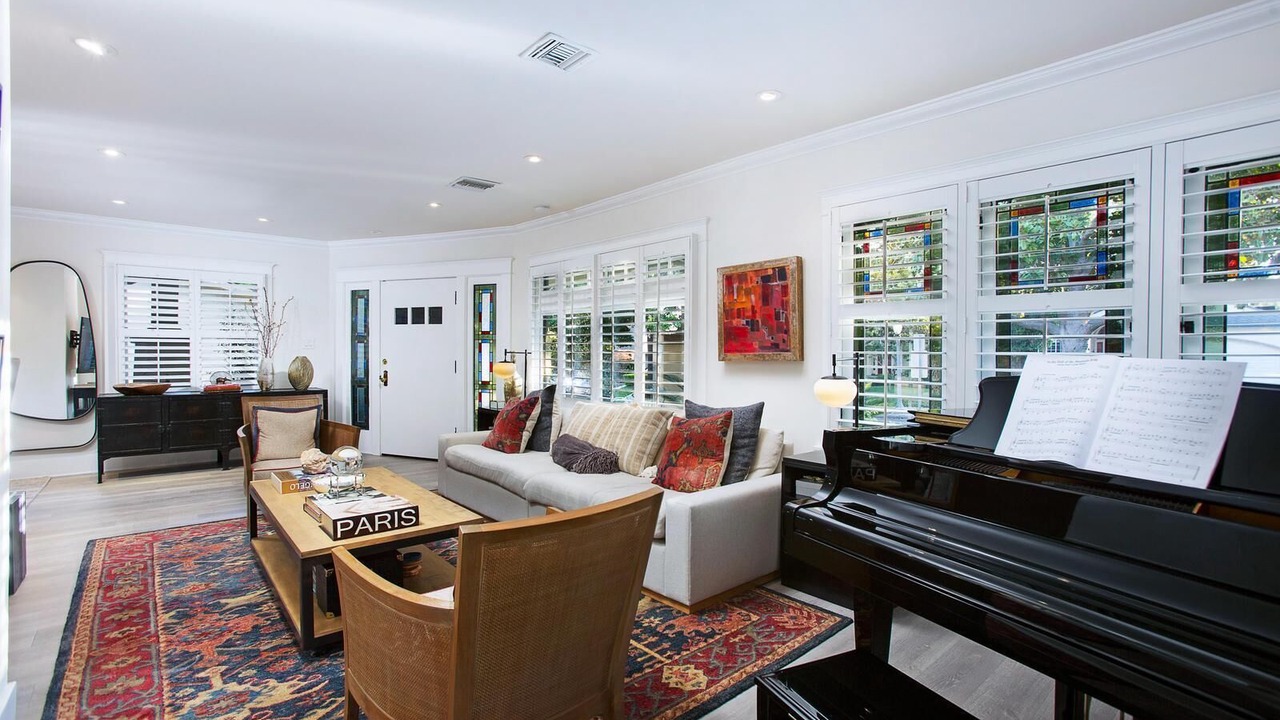 Photo of Livingroom in Hollywood