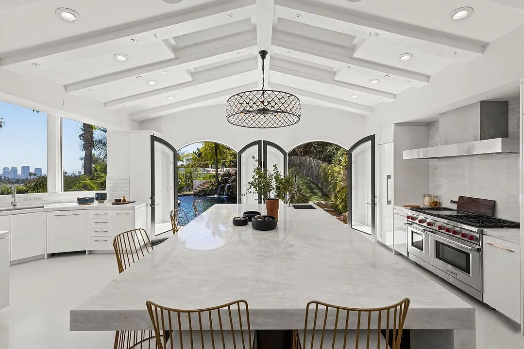 Photo of Kitchen in Beverly Glen