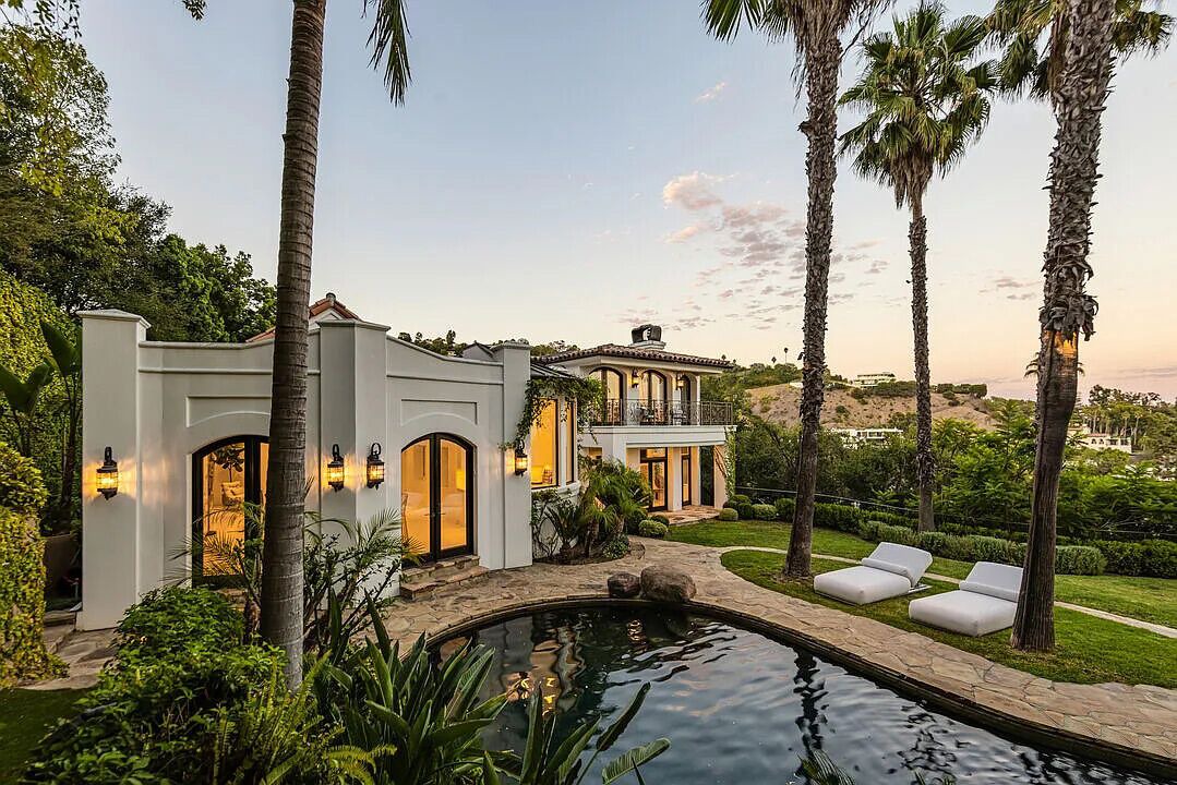 Photo of Outdoor in Beverly Glen