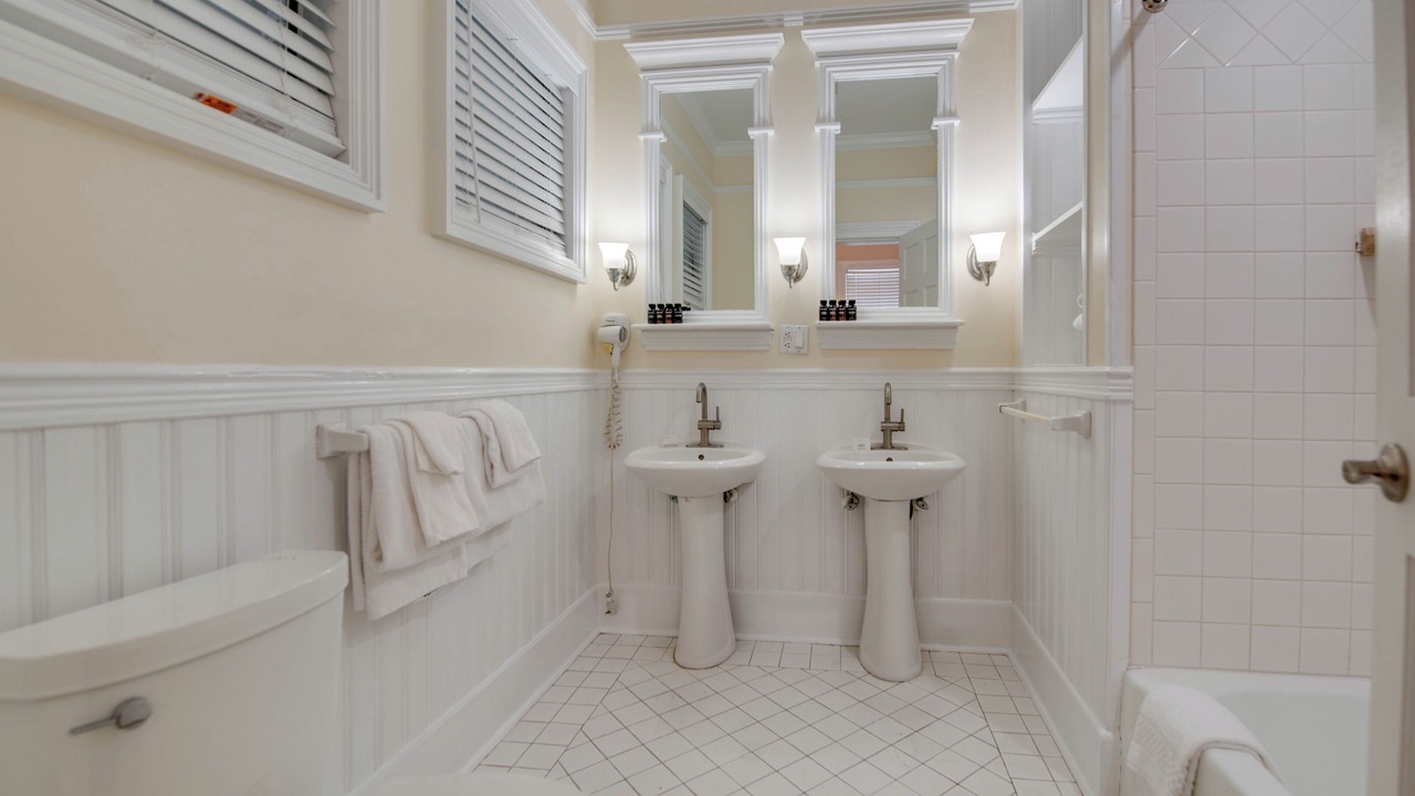 Photo of Bathroom in Historic Seaport
