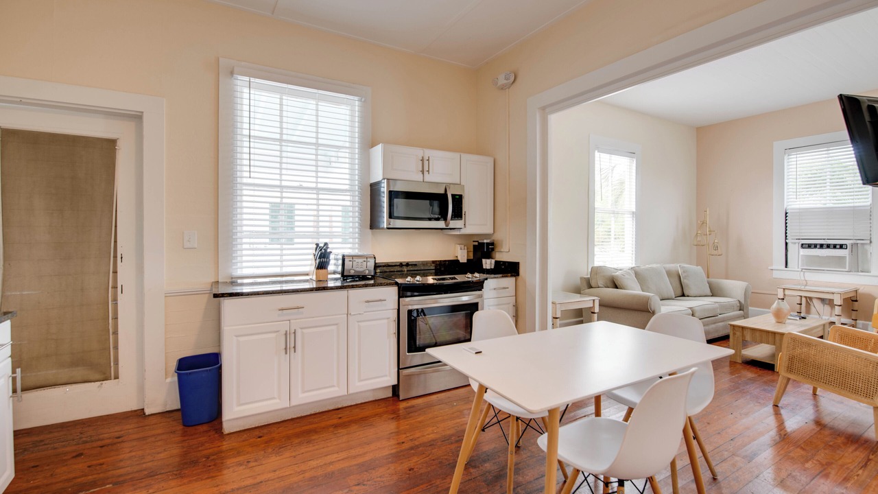 Photo of Kitchen in Historic Seaport
