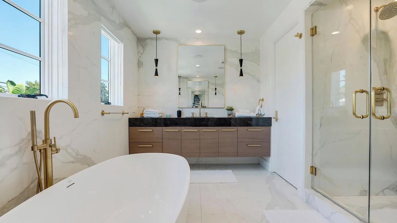 Photo of Bathroom in Beverly Hills