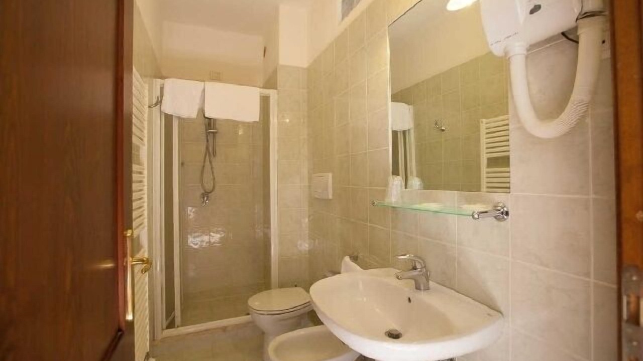 Photo of Bathroom in Orte