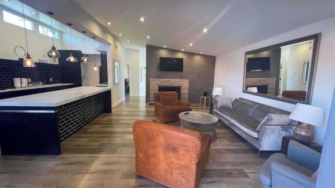 Photo of Livingroom in Los Angeles