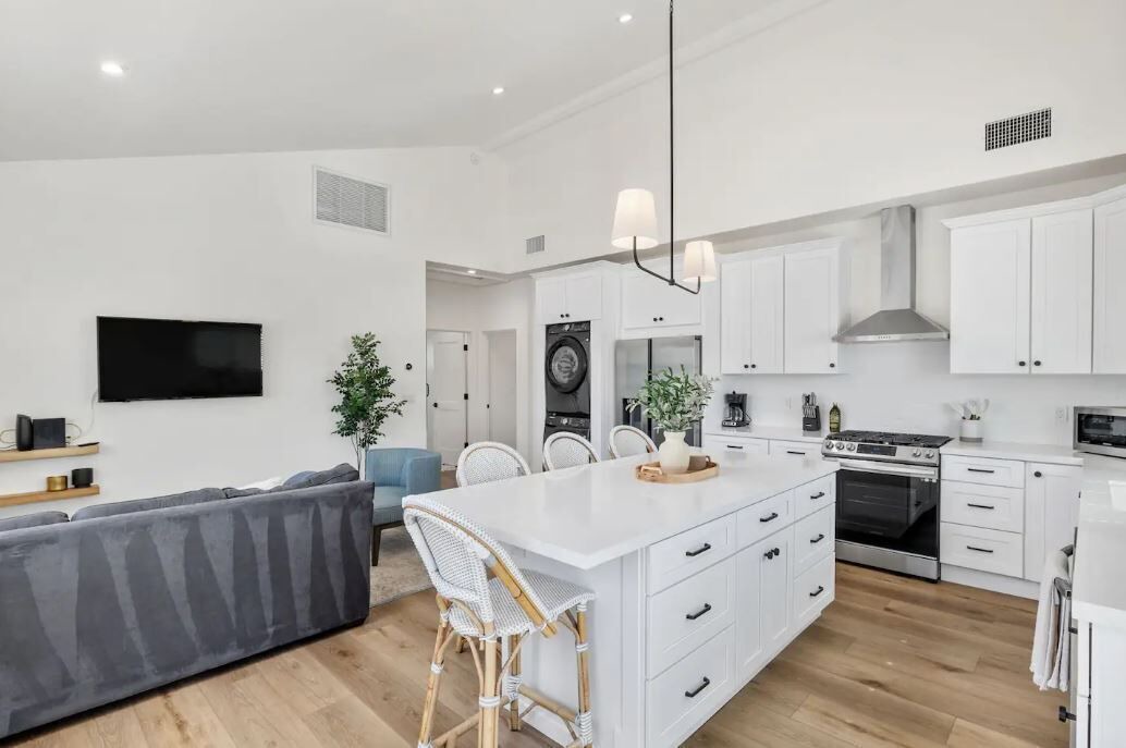 Photo of Kitchen in Del Aire