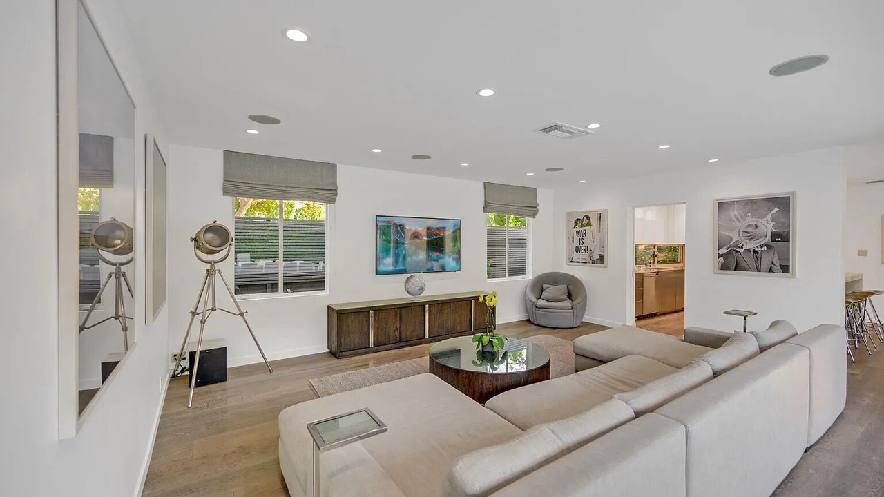 Photo of Livingroom in The Flats