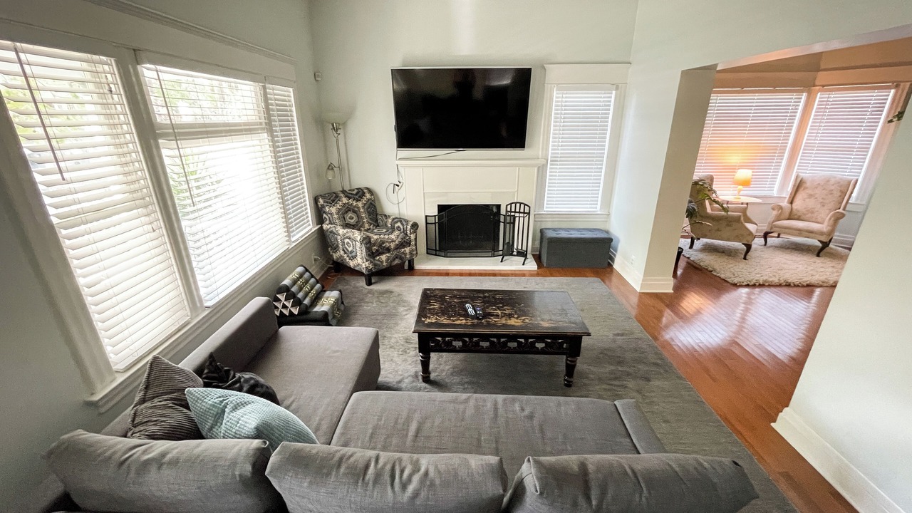 Photo of Livingroom in Downtown Riverside