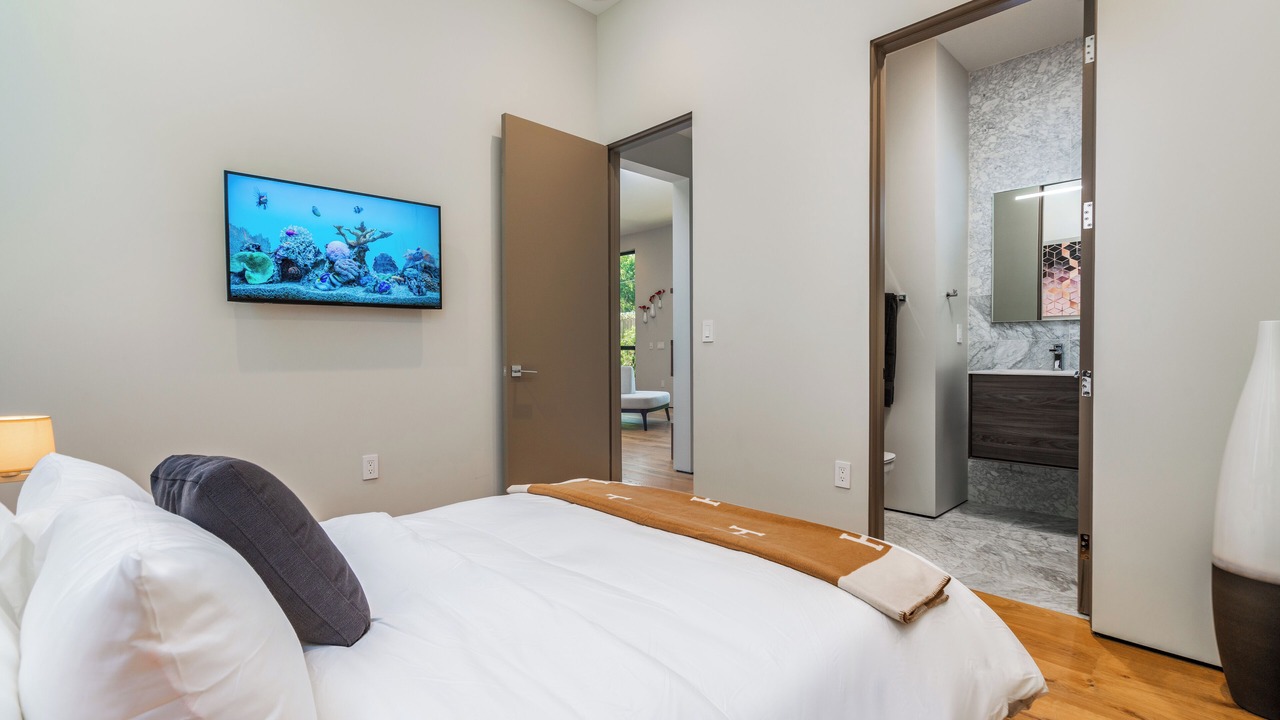 Photo of Bedroom in Beverly Grove