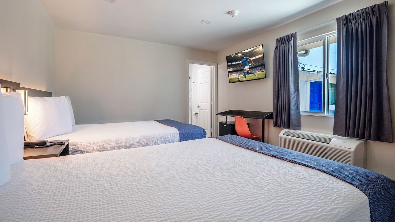 Photo of Bedroom in Harbor