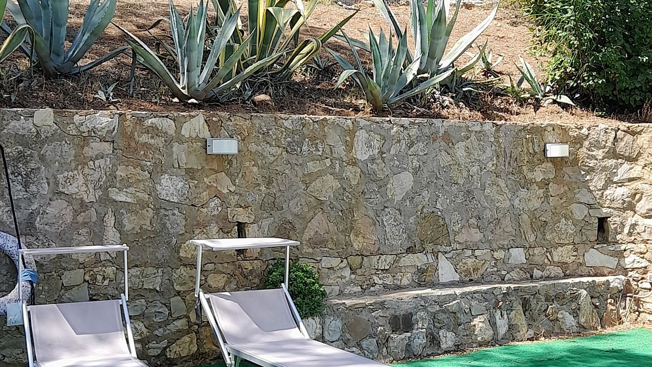 Photo of Outdoor in Naregno