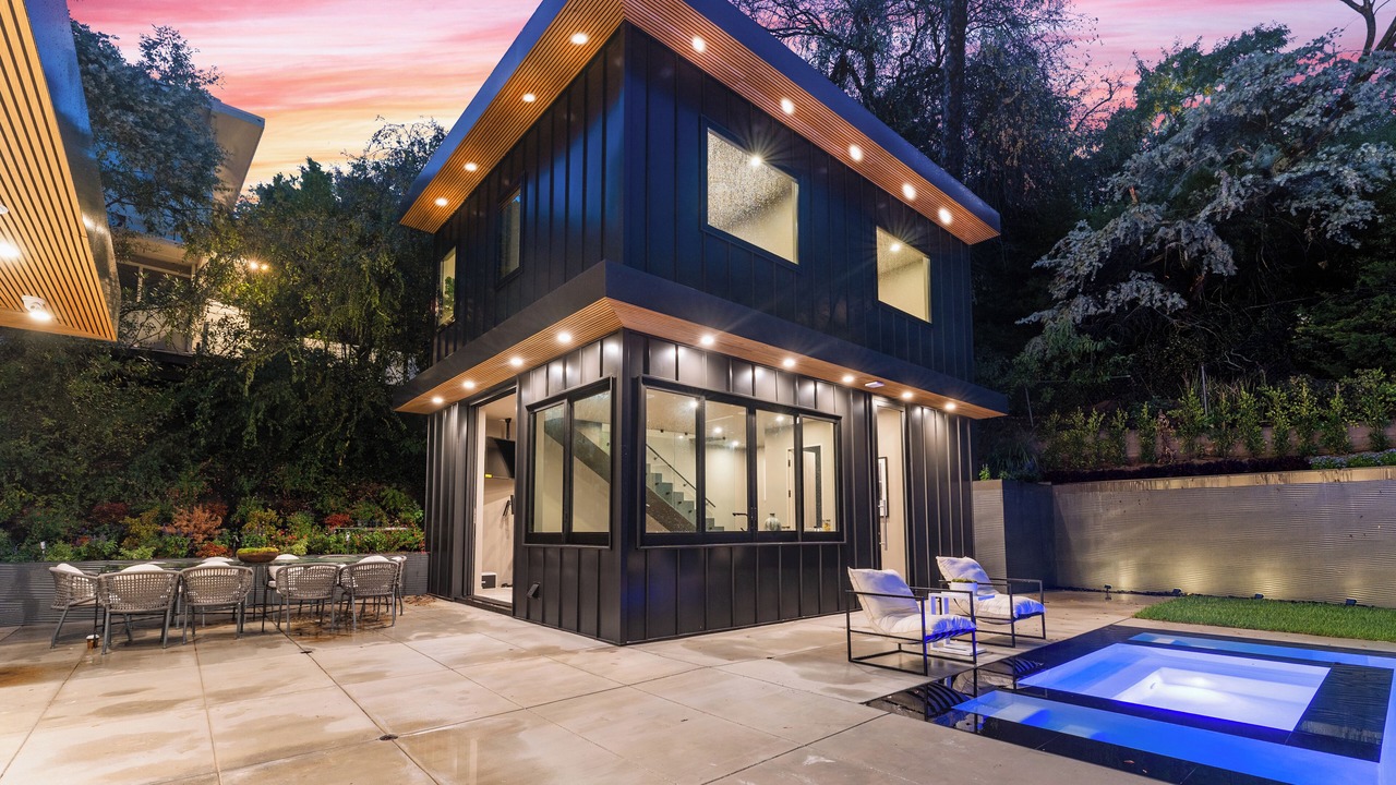 Photo of Outdoor in Holmby Hills