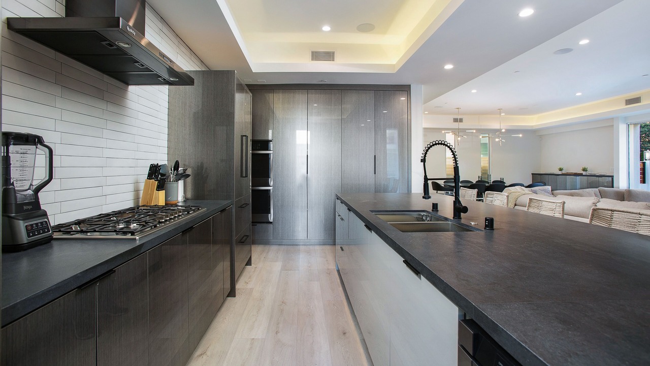 Photo of Kitchen in Pico - Robertson