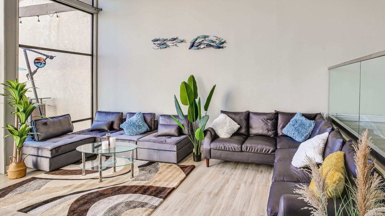 Photo of Livingroom in Marina Pacifica