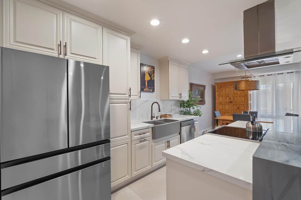 Photo of Kitchen in Sawtelle