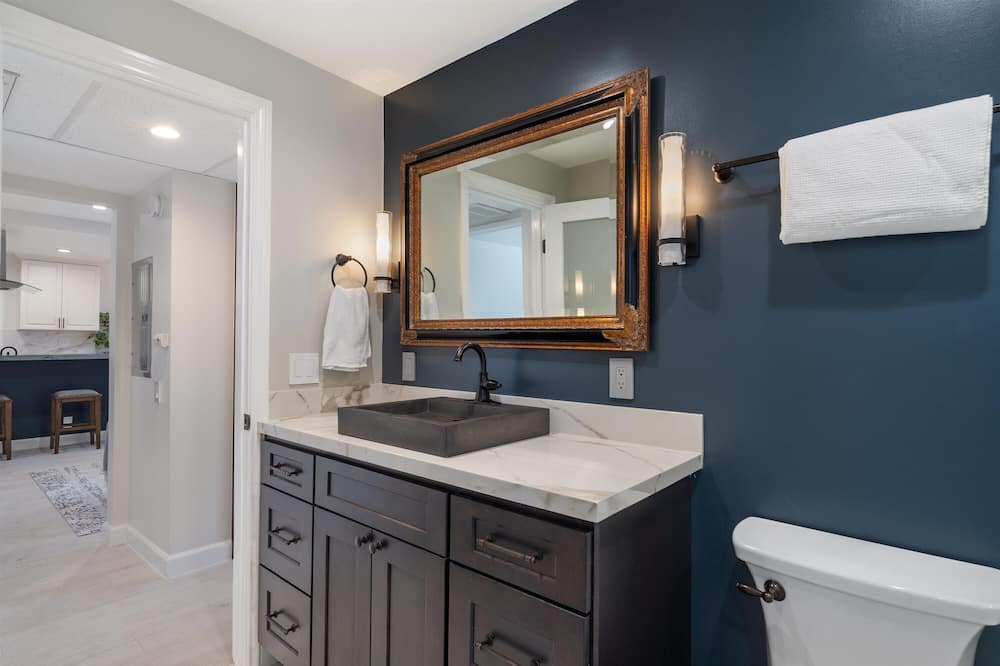Photo of Bathroom in Sawtelle
