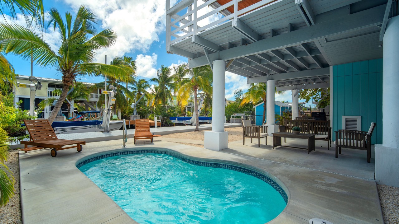 Photo of Outdoor in Breezeswept Beach Estates