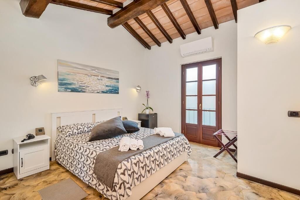 Photo of Bedroom in Borghetto-melara