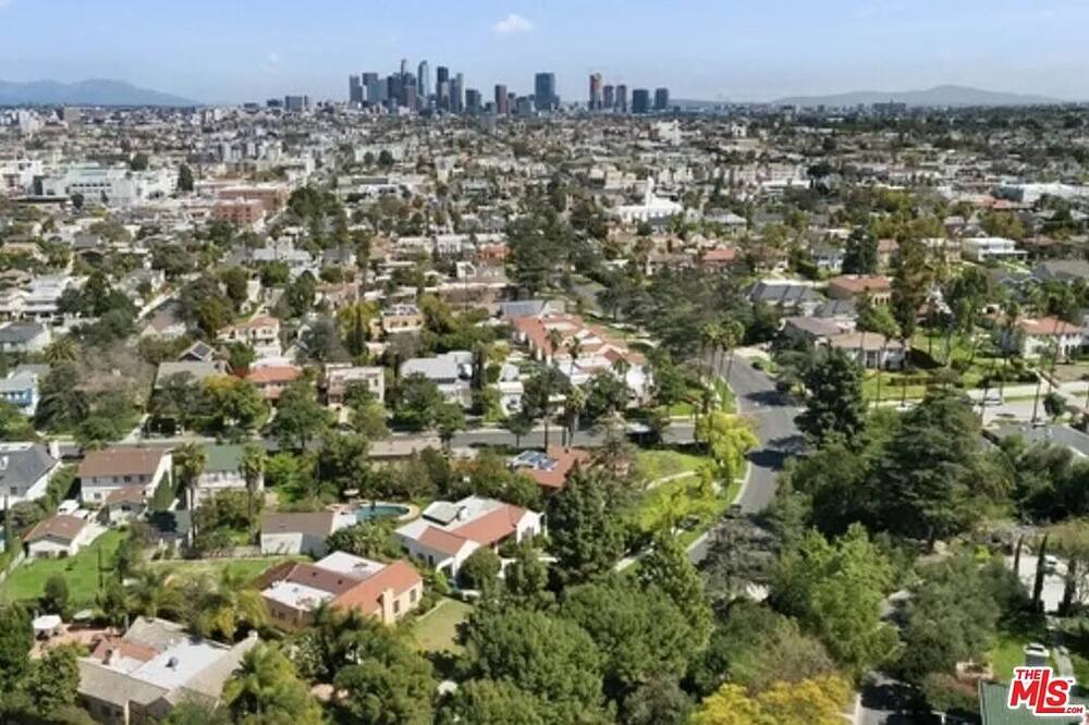 Photo of Outdoor in Mid City