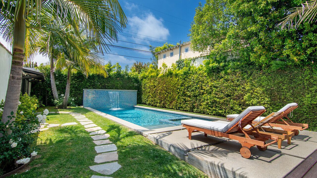 Photo of Outdoor in Pico - Robertson