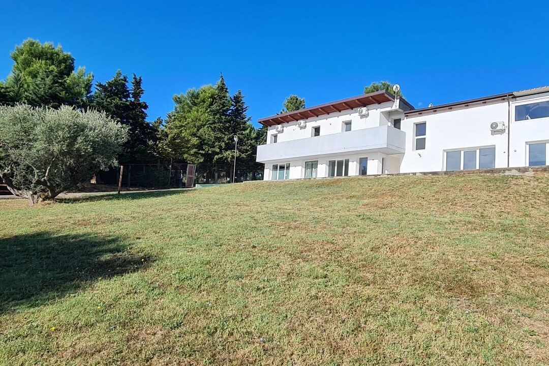 Photo of Outdoor in Cappelle sul Tavo